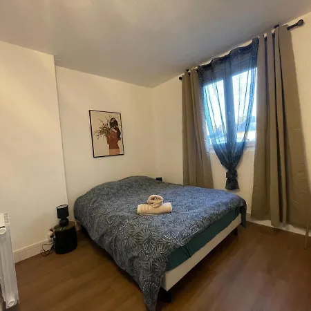 Vivez Le Centre-ville Et La En Harmonie, 1 *