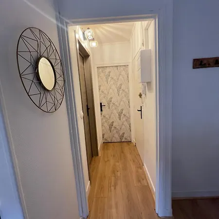 Vivez Le Centre-ville Et La En Harmonie, 1